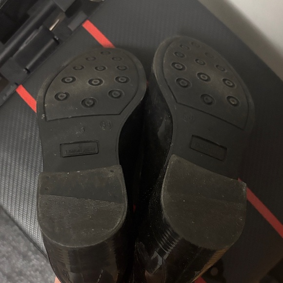 Stylish Black Women's Winter Rain Boots - Picture 5 of 5